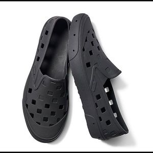 Vans Trek Slip On